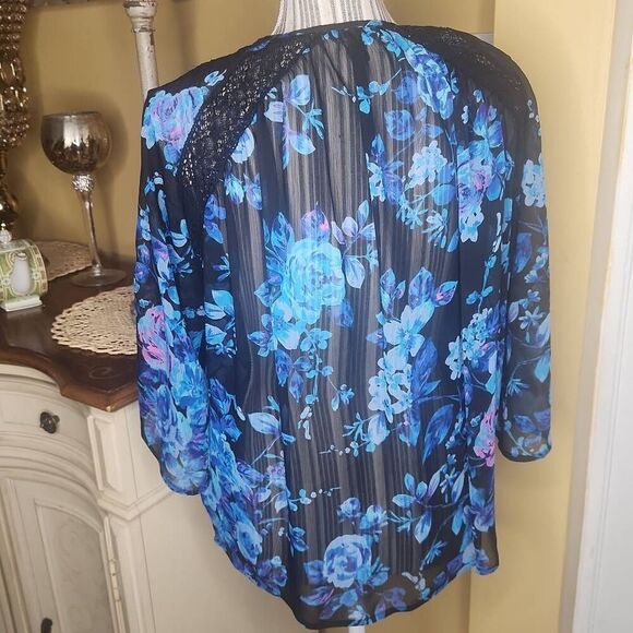 Express blue and black floral sheer kimono women's size S - Picture 3 of 3